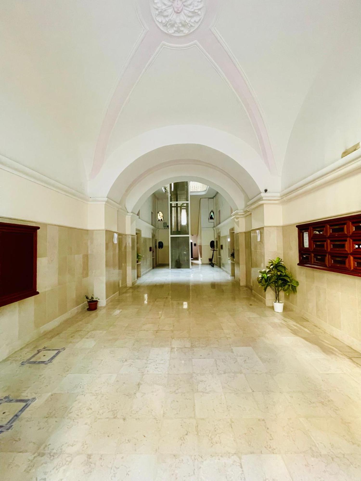Suite169 In Centro Бари Экстерьер фото